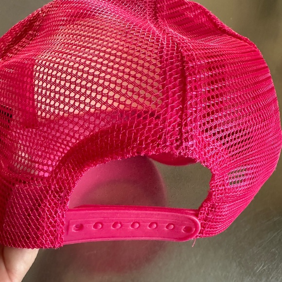 Salty hat - Picture 3 of 3